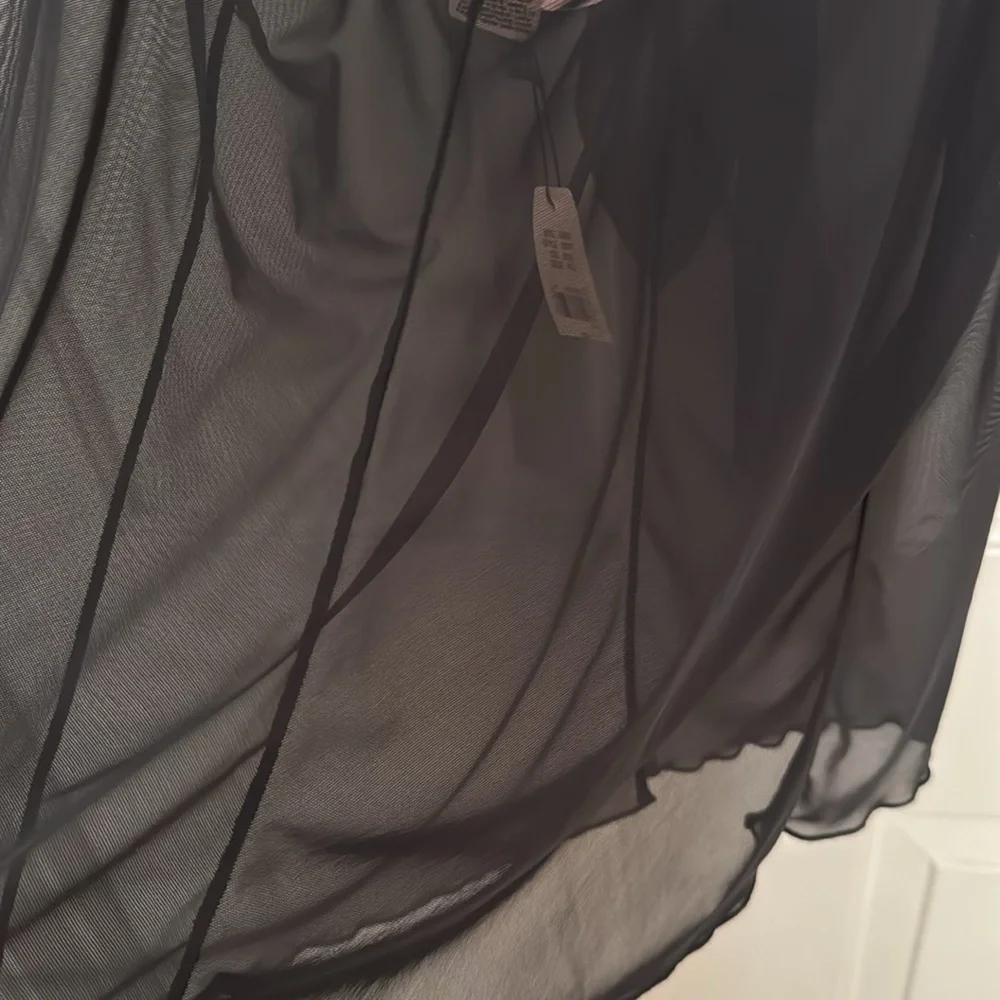 NWT Victoria Secret Camisole SZ L W/oversized print hanger - Picture 4 of 4